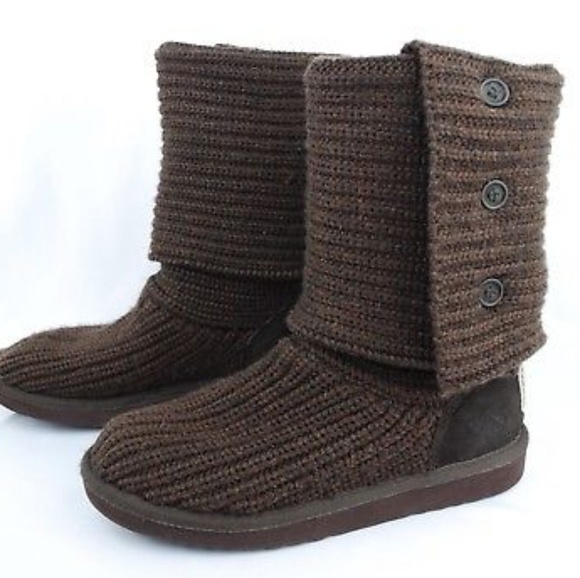 brown sweater uggs